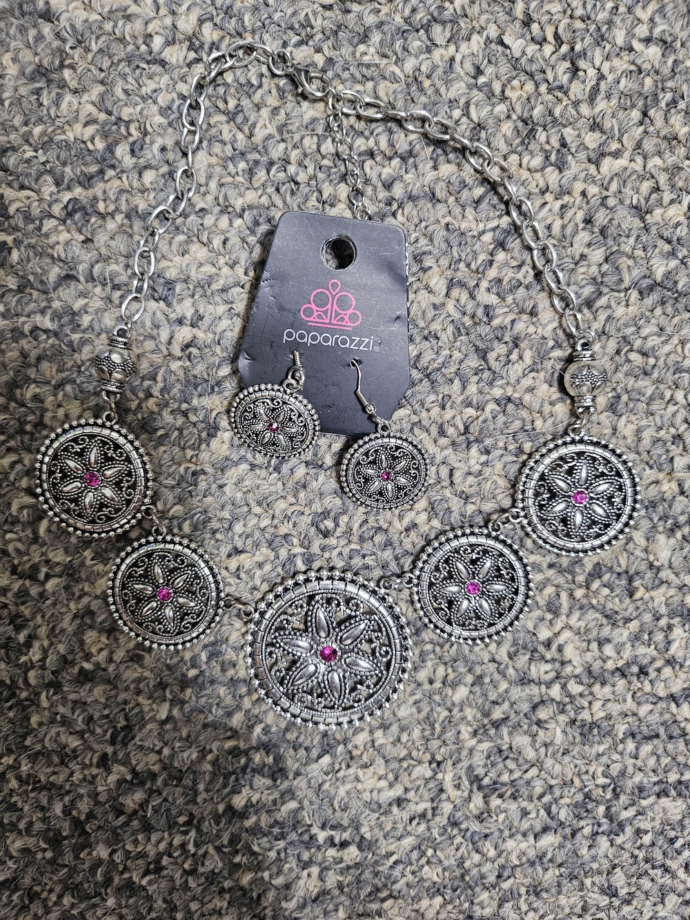 paparazzi Silver-Tone Medallion Necklace with Pink Accents